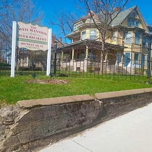 The Weis Mansion Bed And Breakfast Waterloo Exterior photo