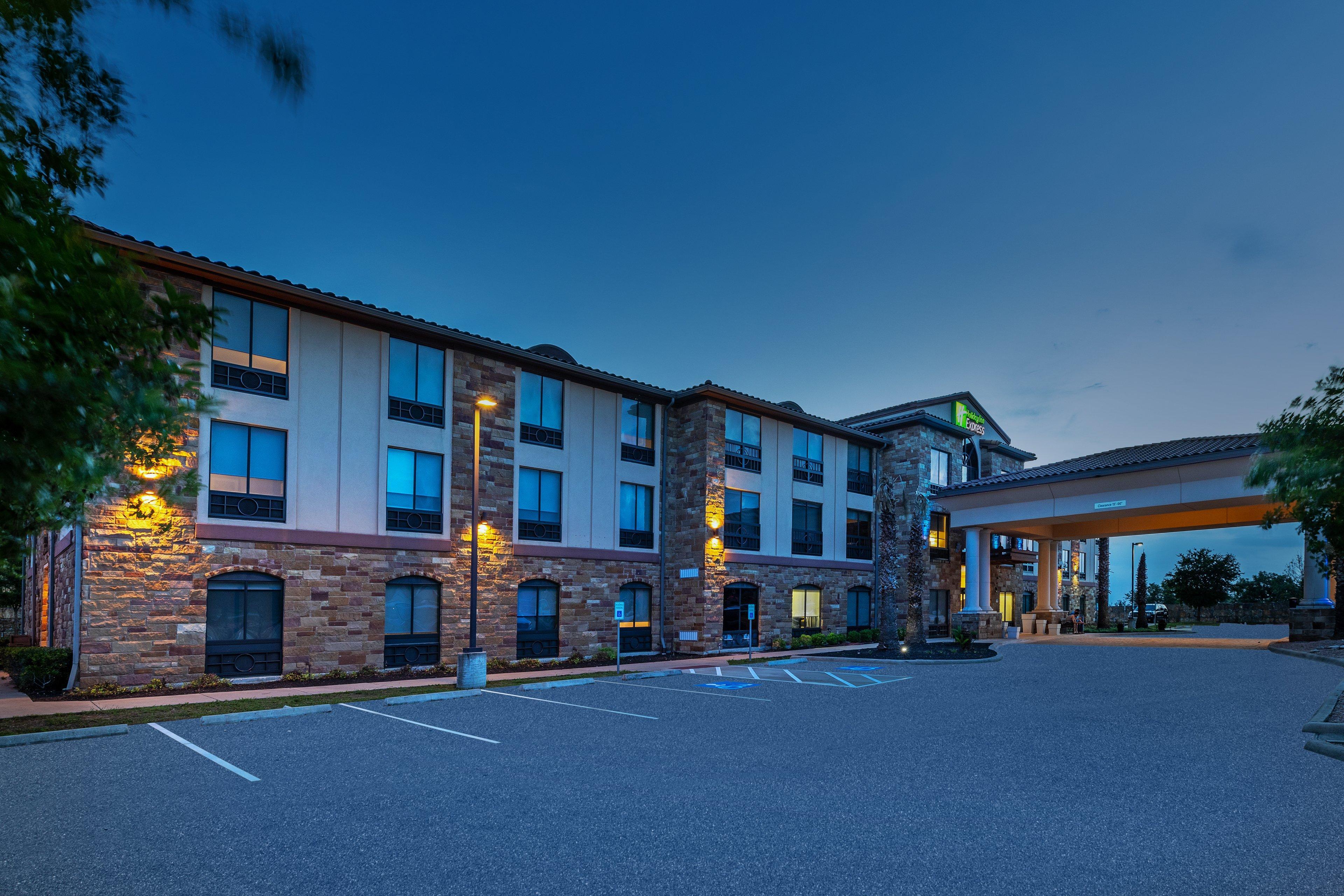Holiday Inn Express & Suites Austin Nw - Lakeway, An Ihg Hotel Exterior photo