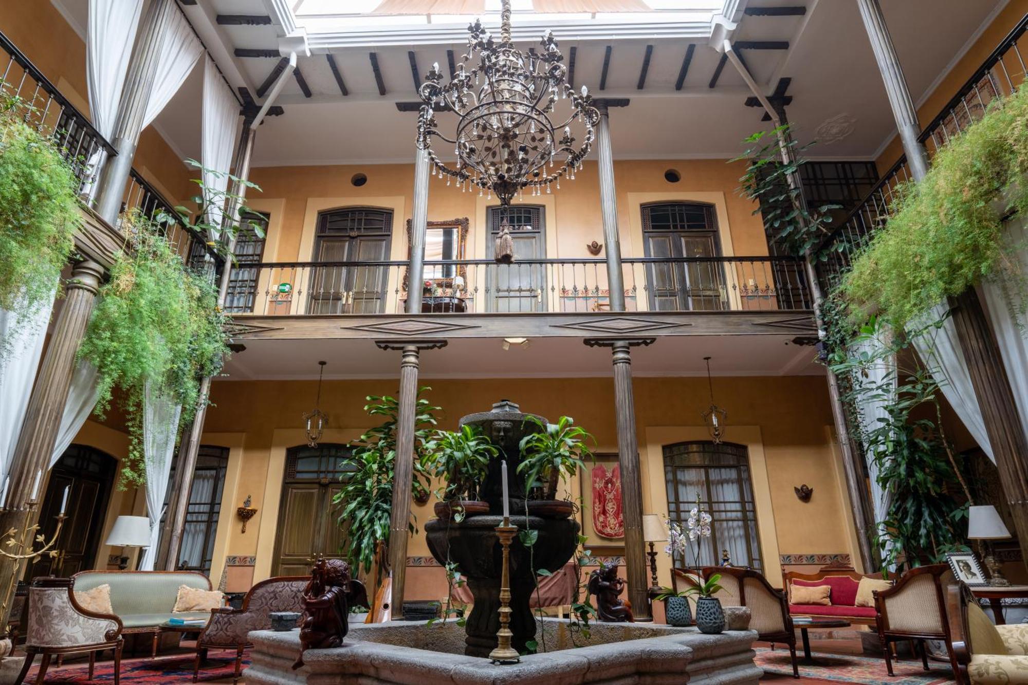 Mansion Alcazar Hotel Cuenca Exterior photo