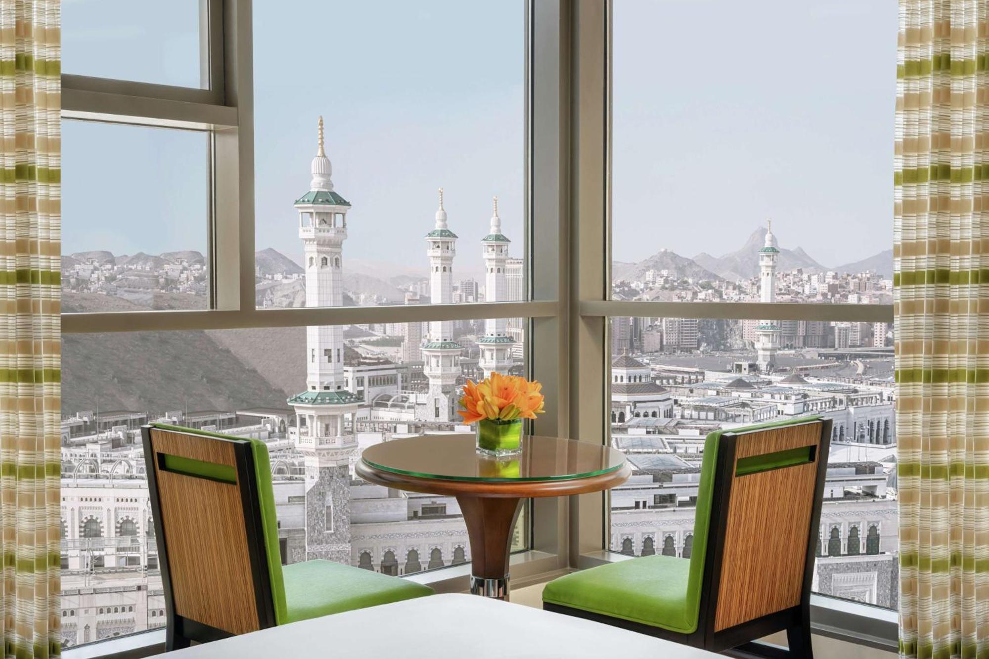 Hilton Suites Makkah Mecca Exterior photo