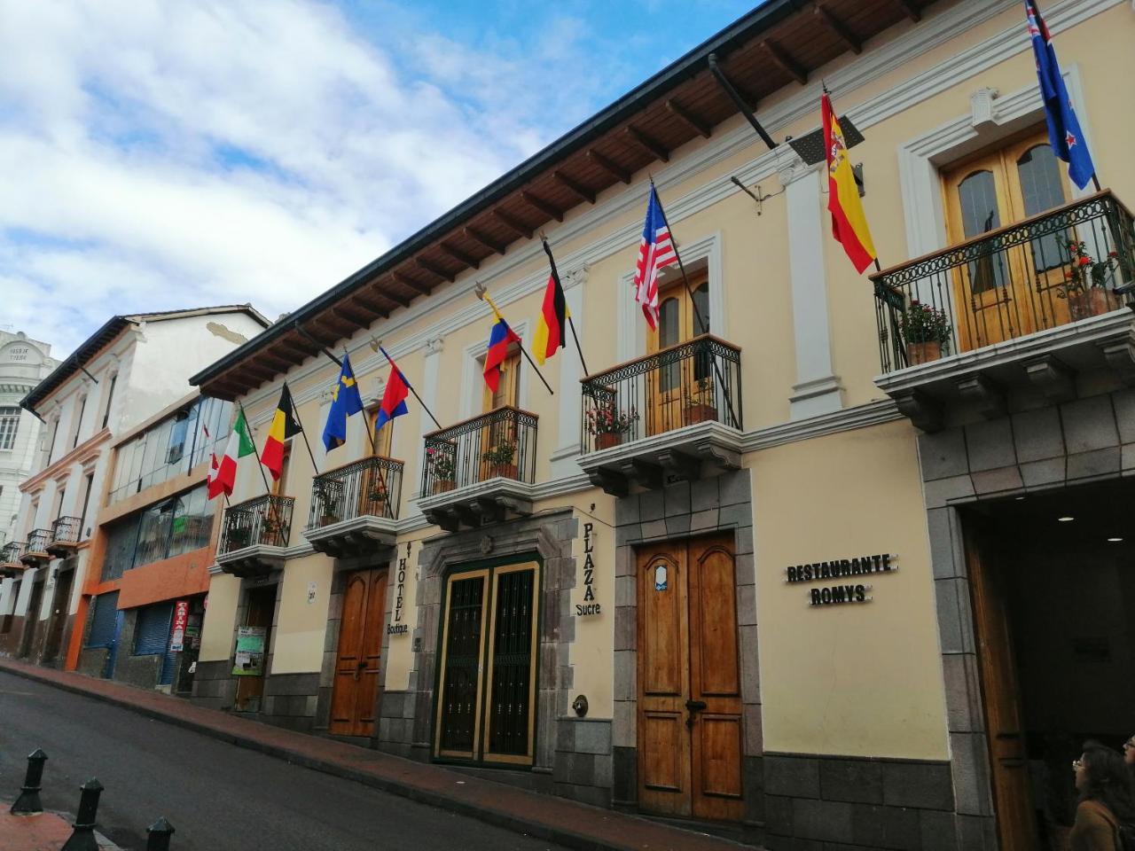 Hotel Boutique Plaza Sucre Quito Exterior photo