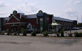 Days Inn & Suites By Wyndham Terre Haute Exterior photo