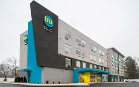 Tru By Hilton Elkhart, In Hotel Exterior photo