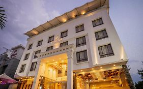 V Star Hotel Ahmednagar Exterior photo