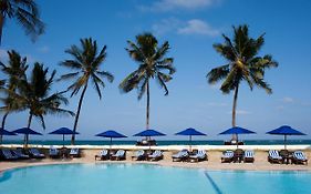 Jacaranda Indian Ocean Beach Resort Diani Beach Exterior photo