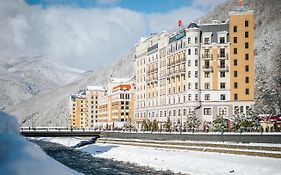 Azimut Hotel Freestyle Rosa Khutor Sochi Exterior photo