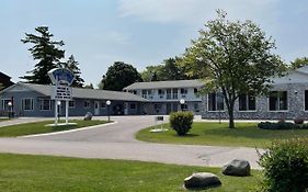 Lighthouse View Motel Mackinaw City Exterior photo