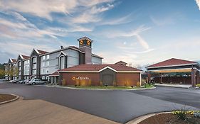 La Quinta By Wyndham Shreveport Airport Hotel Exterior photo