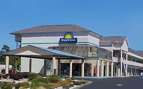 Days Inn By Wyndham Greeneville Exterior photo