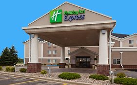 Holiday Inn Express Jamestown, An Ihg Hotel Exterior photo