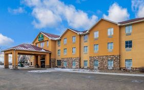 La Quinta Inn & Suites Casino And Bar By Wyndham Glendive Exterior photo