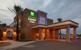 Holiday Inn Express & Suites - Gilbert - East Mesa, An Ihg Hotel Exterior photo