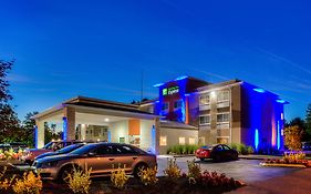 Holiday Inn Express Newberg - Wine Country, An Ihg Hotel Exterior photo