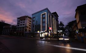 Royal Plaza Suites Mangalore Exterior photo