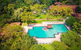 Amaya Lake Dambulla Sigiriya Exterior photo