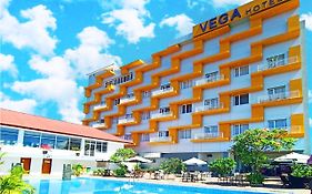 Vega Prime Hotel & Convention Sorong Exterior photo