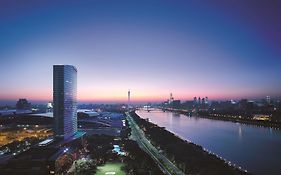 Shangri-La Guangzhou-3 Minutes By Walking To Canton Fair Complex Exterior photo