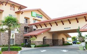 Holiday Inn Express Turlock, An Ihg Hotel Exterior photo