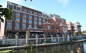 Hotel Indigo Naperville Riverwalk, An Ihg Hotel Exterior photo