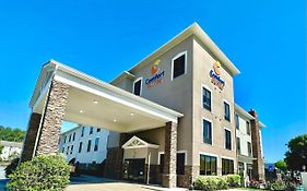 Comfort Suites Augusta Riverwatch Exterior photo