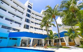 Hotel Caribe Internacional Cancun Exterior photo