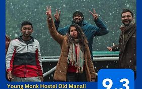 Young Monk Hostel & Cafe Old Manali Exterior photo