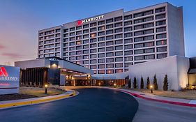 Wichita Marriott Hotel Exterior photo