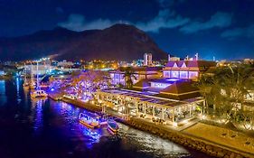 Le Suffren Hotel & Marina Port Louis Exterior photo