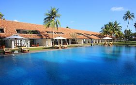 Thaala Bentota Hotel Exterior photo