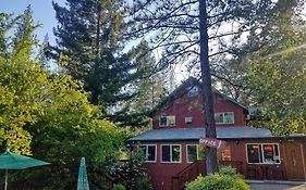 Yosemite Riverside Inn Groveland Exterior photo