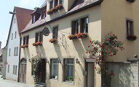 Hotel Pension Becker Rothenburg ob der Tauber Exterior photo