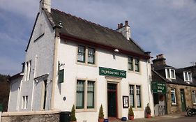 Highlander Inn Craigellachie Exterior photo