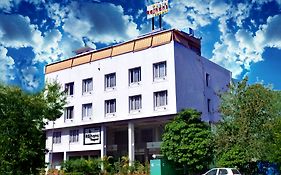 Hotel Rajhans Regent Bhopal Exterior photo