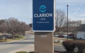 Clarion Pointe Greensboro Airport Exterior photo