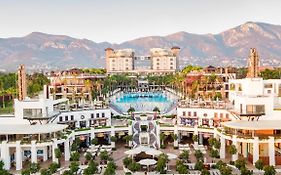 Cratos Premium Hotel Casino & Spa Kyrenia  Exterior photo