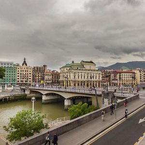 Piso Senorial Con Vistas A La Ria By Urban Hosts Apartment Bilbao Exterior photo