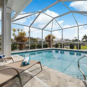 Stunning Gulf Access Villa With Heated Pool - Villa Southern Paradise - Roelens Vacations Cape Coral Exterior photo