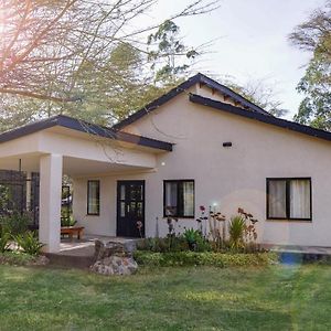 The Cabin Villa Nakuru Exterior photo