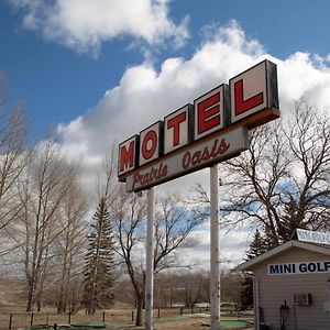 Prairie Oasis Tourist Complex Motel Moose Jaw Exterior photo