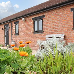 Lindens Barn Villa Shrewsbury Exterior photo