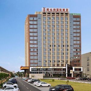 Vienna International Hotel Dongguan  Exterior photo