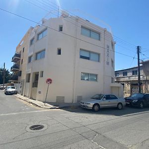 Appartments In The Historic Center Near Beach Limassol Exterior photo