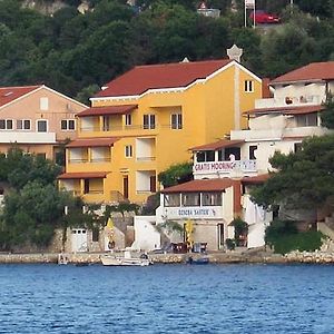 Apartments By The Sea Zaklopatica, Lastovo - 8393 Exterior photo