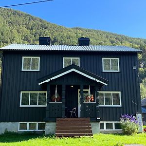 Nordre-Repp Bed & Breakfast Boverdalen Exterior photo