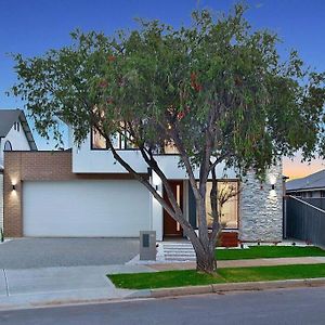 Linear Park Living - Brand New 4 Bed Family Home Thebarton Exterior photo