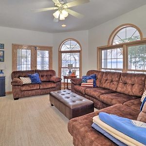 Spacious Lake Leelanau Cottage With Fire Pit! Traverse City Exterior photo