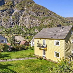 Cozy Apartment In Rdalstangen With Wifi Ardalstangen Exterior photo