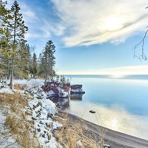 Waterfront Cabin On Lake Superior With Fire Pit Two Harbors Exterior photo