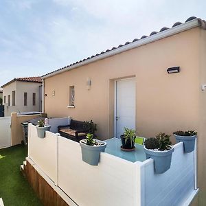 1 Bedroom Gorgeous Home In Capestang Exterior photo