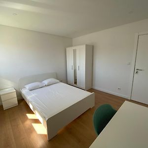 Carcavelos Beach Walking Distance Room Oeiras Exterior photo